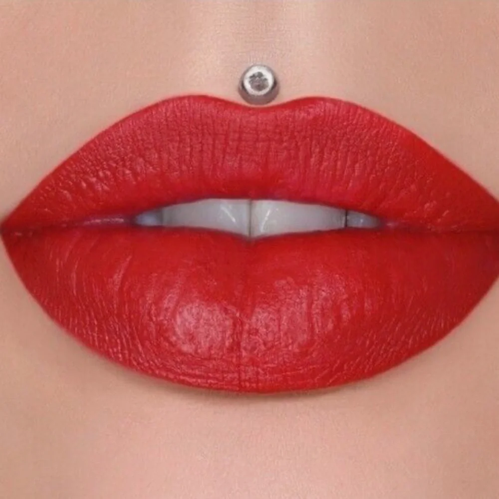 Jeffree Star Lipstick- Velvet Trap- COFESSIONAL
